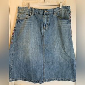 Tommy Hilfiger blue jean skirt with beading, women size 16
